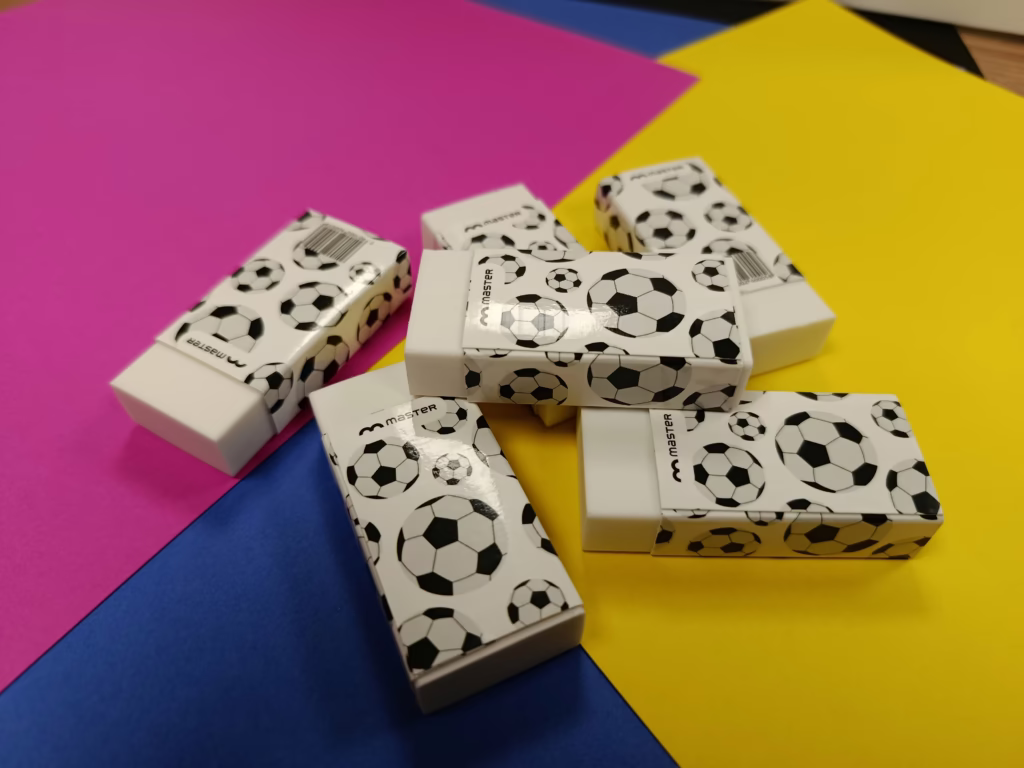 Borracha Master estampa bola de futebol
